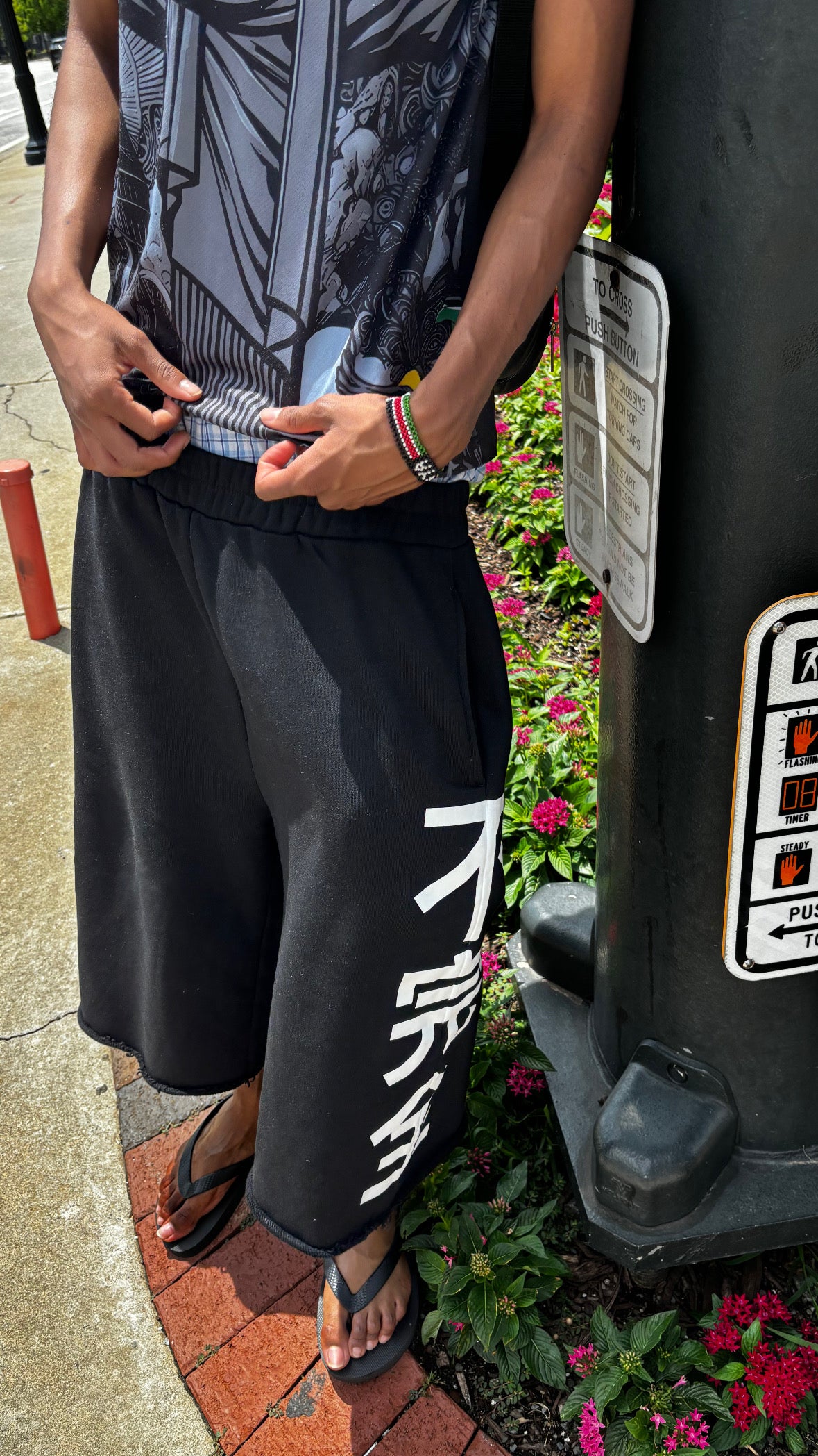 BLACK IMPERFECTION SHORTS